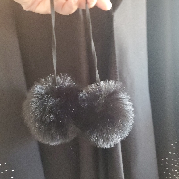 Marc New York Andrew Marc Embellished Shawl Cape w/ hood pom pom OS Evening Cozy - Picture 12 of 14